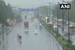 Mumbai Rains News: ممبئی میں بڑا حادثہ،ہورڈنگ گرنے سے 35 افراد ہوئے زخمی