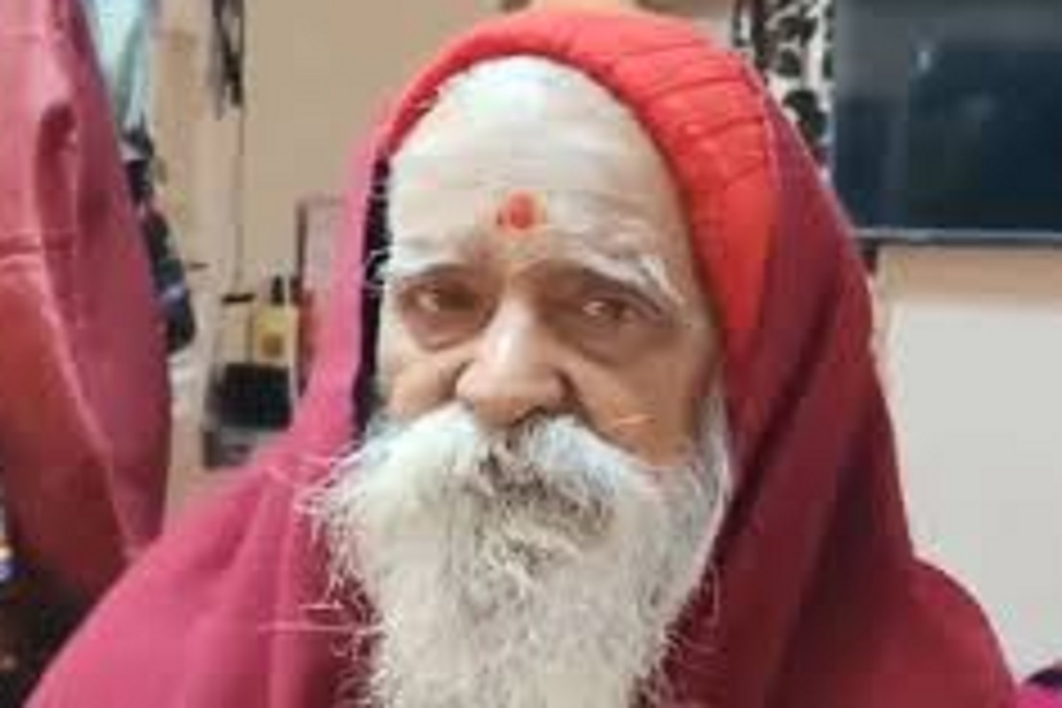 Laxmikant Pandit Death: رام مندر پران پرتشٹھا کے دوران چیف پجاری رہے پنڈت لکشمی کانت دکشت دنیا سے رخصت