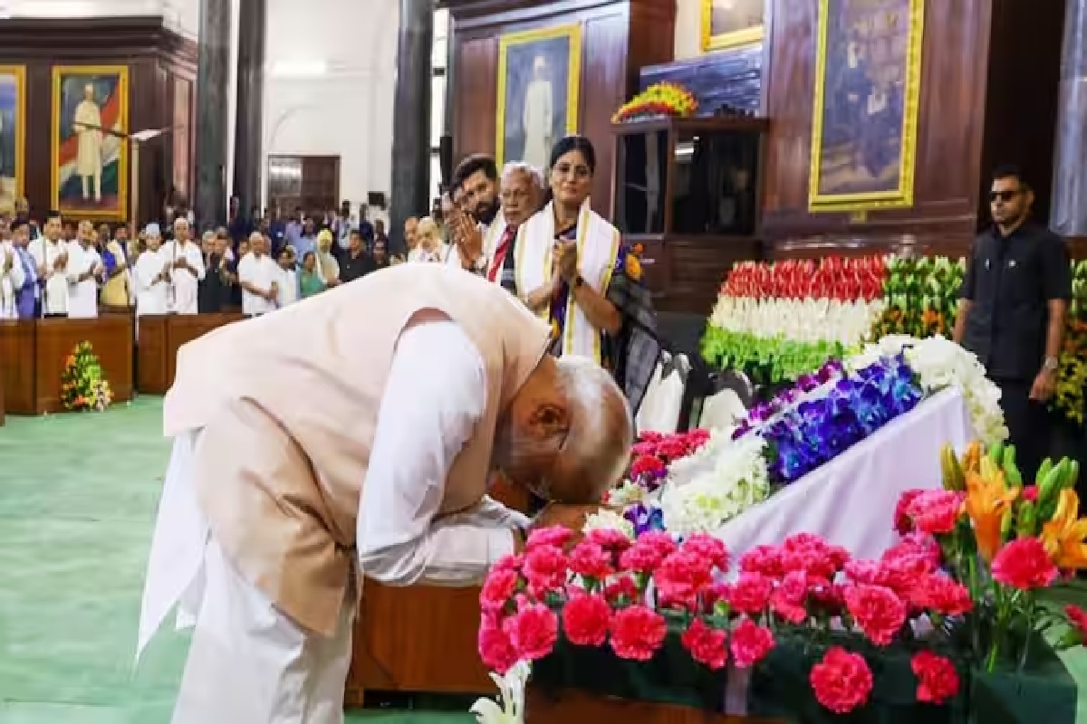 Congress on PM Modi: ‘یہ ہے راہل گاندھی کا اثر …’ ٹویٹر پر پی ایم او کی کور تصویر بدلنے پر کانگریس نے کیا طنز
