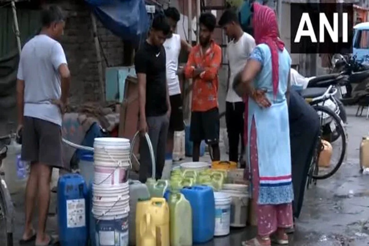 Delhi-Haryana Water Dispute: پانی کے بحران سے نمٹنے کے لئے کمیٹی تشکیل دی جائے،سپریم کورٹ سے دہلی حکومت کی اپیل