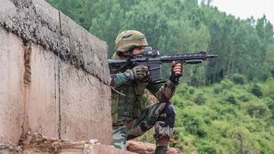 Jammu Kashmir Encounter: جموں و کشمیر کے کپواڑہ میں فوج اور دہشت گردوں کے درمیان تصادم، ایک دہشت گرد ہلاک