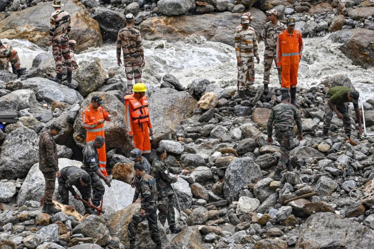 Cloudburst in Himachal: شملہ-کلو میں بارش سے تباہی… 6 ہلاک، 53 لاپتہ، بادل پھٹنے سے 60 سے زائد مکانات بہہ گئے، وزیراعلیٰ نے کیا یہ اعلان