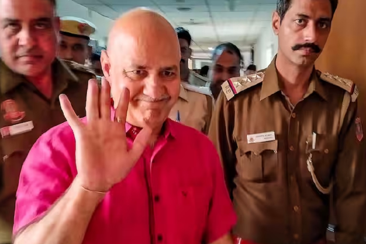 Manish Sisodia Bail Released from Tihar Jail: منیش سسودیا تہاڑ جیل سے آئے باہر، 17 ماہ بعد ہوئے رہا