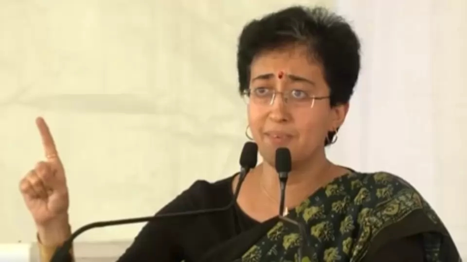 Atishi Oath Ceremony: آتشی اس دن نئے وزیر اعلی کے طور پر لیں گی حلف، عام آدمی پارٹی نے دی جانکاری