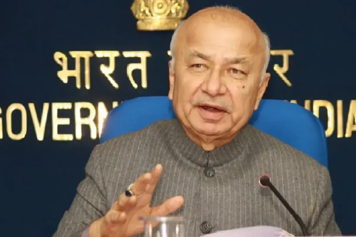 Sushil Kumar Shinde: ’’میں کس کو بتاؤں کہ جب میں لال چوک گیا تو میں کتنا خوفزدہ تھا؟‘‘، سابق وزیر داخلہ سشیل کمار شندے کے اعتراف پر بی جے پی نےکیا طنز