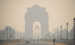 Delhi’s Air Quality Dips To ‘Poor’: دہلی میں ہلکی سردی کے ساتھ آب و ہوا ہوئی زہریلی، AQI 200 سے کے پار