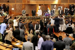 J&K Assembly Passes Resolution Seeking Restoration Of Special Status: جموں و کشمیر اسمبلی میں ریاست کی خصوصی حیثیت کی بحالی کے لیے قرارداد منظور