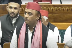 Akhilesh Yadav over Sambhal violence: پولیس نے سنبھل میں بے قصوروں کو ماری گولیاں،درج ہو ان پر قتل کا مقدمہ،لوک سبھا میں اکھلیش یادوکا بیان