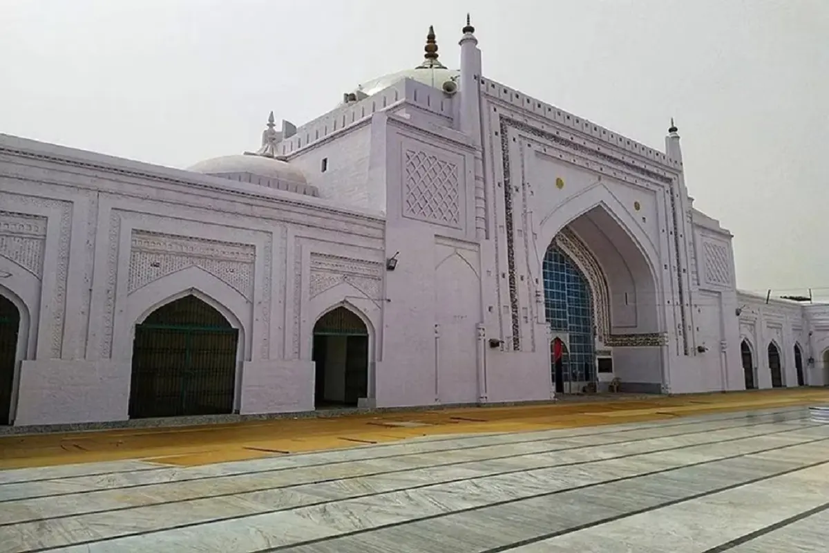 Budaun Jama Masjid Case: سنبھل کے بعد بدایوں کی جامع مسجد پر عدالت کا فیصلہ آج،مسجد کے نیل کنٹھ مندر ہونے کے دعوے میں کتنا ہے دم،فیصلہ تھوڑی دیر بعد