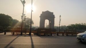 Delhi NCR Weather Update: آج دہلی -این سی آر میں تیز ہوائیں چلنے کا امکان، درجہ حرارت میں مزید کمی کی پیش گوئی