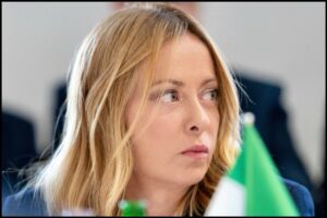 Protests in Italy: اٹلی میں حکومت مخالف مظاہرے پُرتشدد، میلونی نے کہا- پُرامن احتجاج کا احترام، تشدد برداشت نہیں Protests in Italy: اٹلی میں حکومت مخالف مظاہرے پُرتشدد، میلونی نے کہا- پُرامن احتجاج کا احترام، تشدد برداشت نہیں