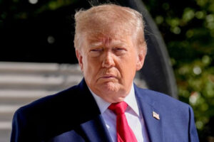 Donald Trump Global Influence: آٹھ ممالک کے انتخابات میں ٹرمپ کی چال پڑی الٹی! چھ جگہ ہار گئے پسندیدہ امیدوار، کیا ختم ہو رہا ہے امریکہ کا دبدبہ؟ Donald Trump Global Influence: آٹھ ممالک کے انتخابات میں ٹرمپ کی چال پڑی الٹی! چھ جگہ ہار گئے پسندیدہ امیدوار، کیا ختم ہو رہا ہے امریکہ کا دبدبہ؟