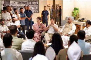 Rahul Gandhi’s ‘Masterclass’: راہل گاندھی کی پاٹھ شالا، یوتھ کارکنوں سے کہا، ایف آئی آر سے نہ ڈریں، لمبی لڑائی کے لیے تیار رہیں