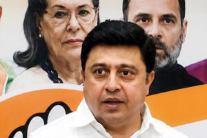 Maharasthra MLC Election Result: بی جے پی کو جھٹکا، ناگپور گریجویٹ سیٹ پر کانگریس کی جیت، ابھیجیت ونجاری پھر بنے ایم ایل سی Maharasthra MLC Election Result: بی جے پی کو جھٹکا، ناگپور گریجویٹ سیٹ پر کانگریس کی جیت، ابھیجیت ونجاری پھر بنے ایم ایل سی