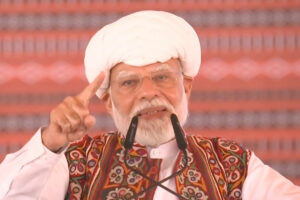 Prime Minister Narendra Modi: ملک میں افراتفری پھیلا کر مودی کو بدنام کرنا چاہتے تھے کچھ لوگ، کسانوں کو کھاد کی قلت کا خوف بھی دلایا: وزیر اعظم مودی Prime Minister Narendra Modi: ملک میں افراتفری پھیلا کر مودی کو بدنام کرنا چاہتے تھے کچھ لوگ، کسانوں کو کھاد کی قلت کا خوف بھی دلایا: وزیر اعظم مودی