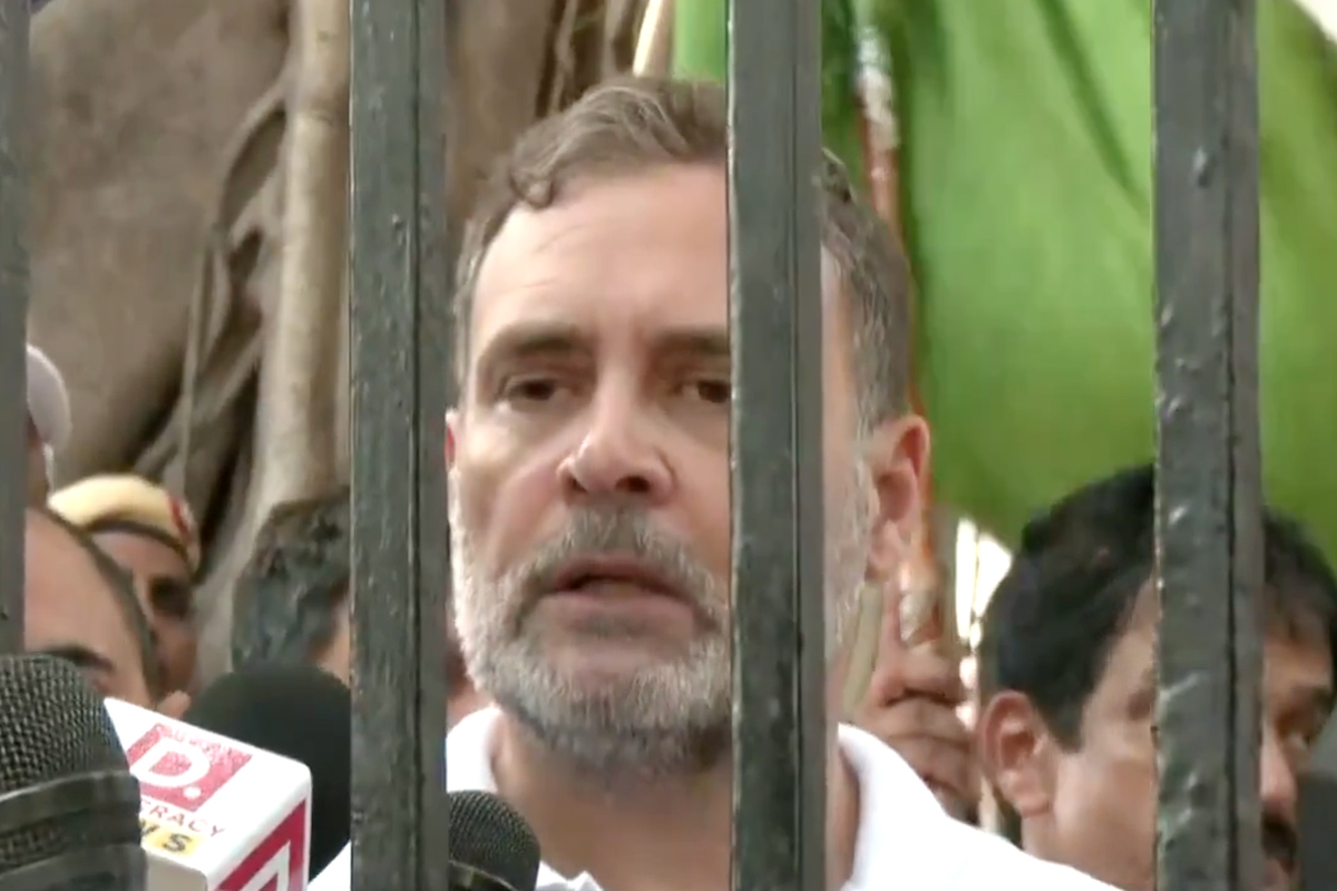 Rahul Gandhi: ’ہمارے ملک کے ساتھ جو کیا گیا، وہ غداری ہے، کوئی بھی بچ نہیں پائے گا‘، آکاشوانی کے اندر سے راہل گاندھی کا بڑا بیان